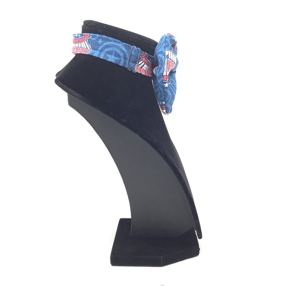 Captain America Blue Handcrafted Bow Tie - Comic Book Collection - Picture 7 of 7
